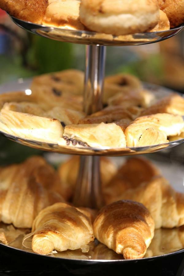 Clivia Hotel & Suite Đà Nẵng Kültér fotó